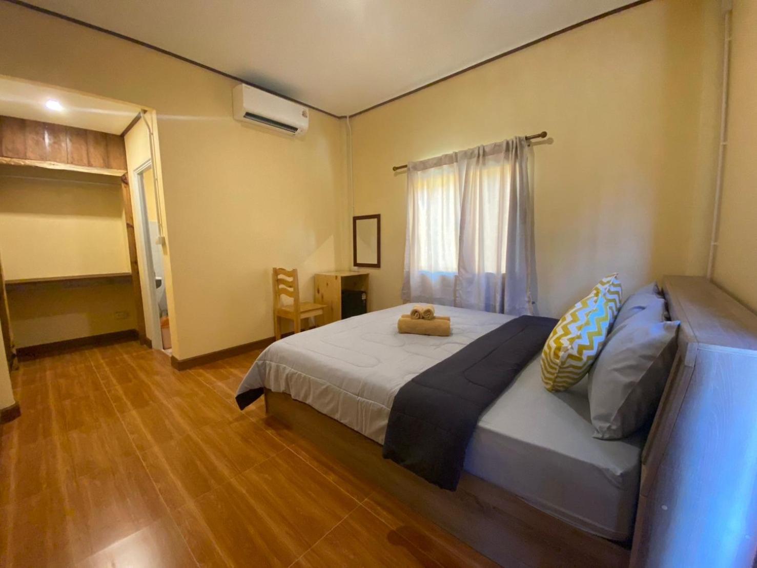 Baan Panseng Bungalow Ko Kut Exteriör bild